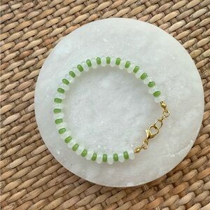 Trendy Green and White Beaded Bracelet